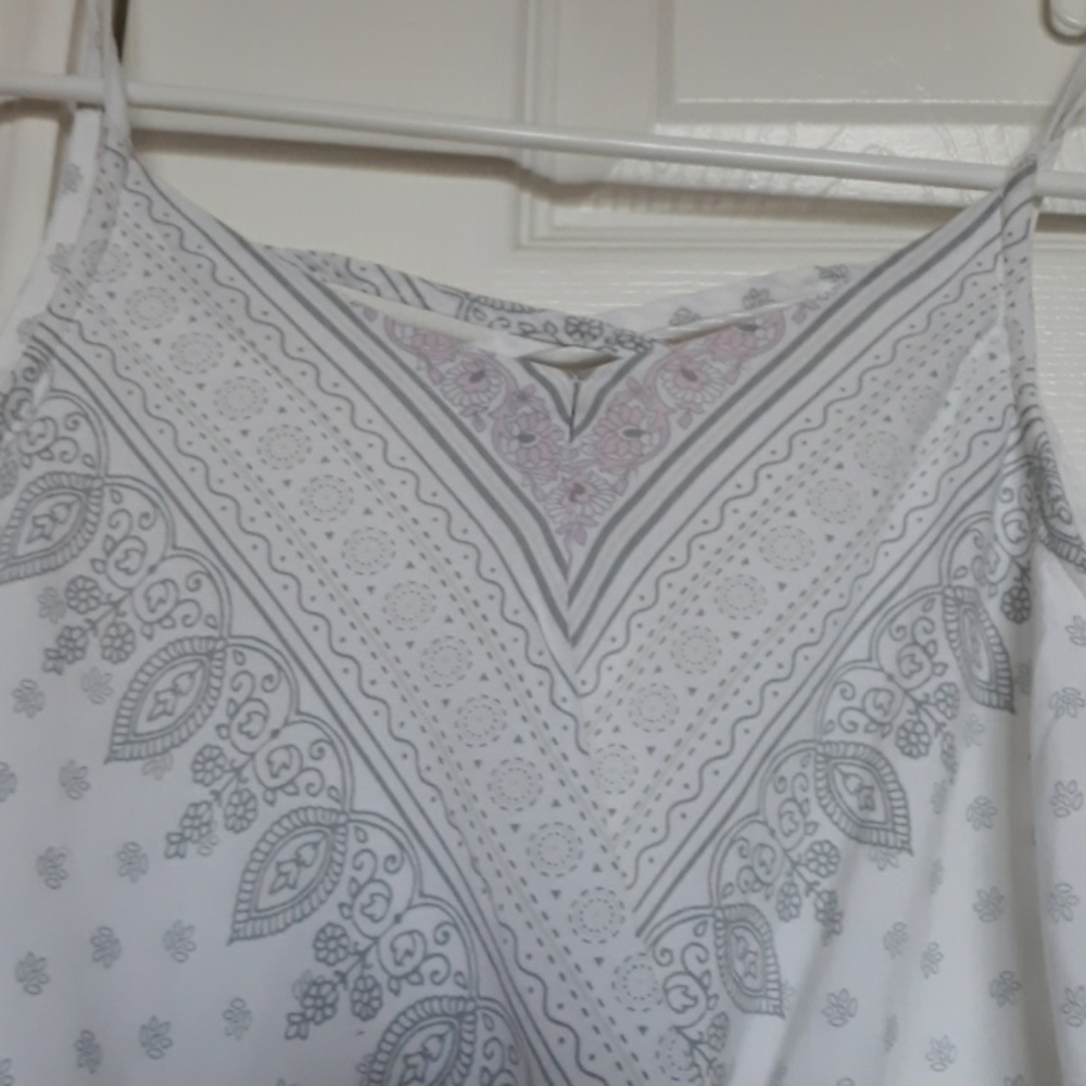 Blouse - Picture 2 of 3